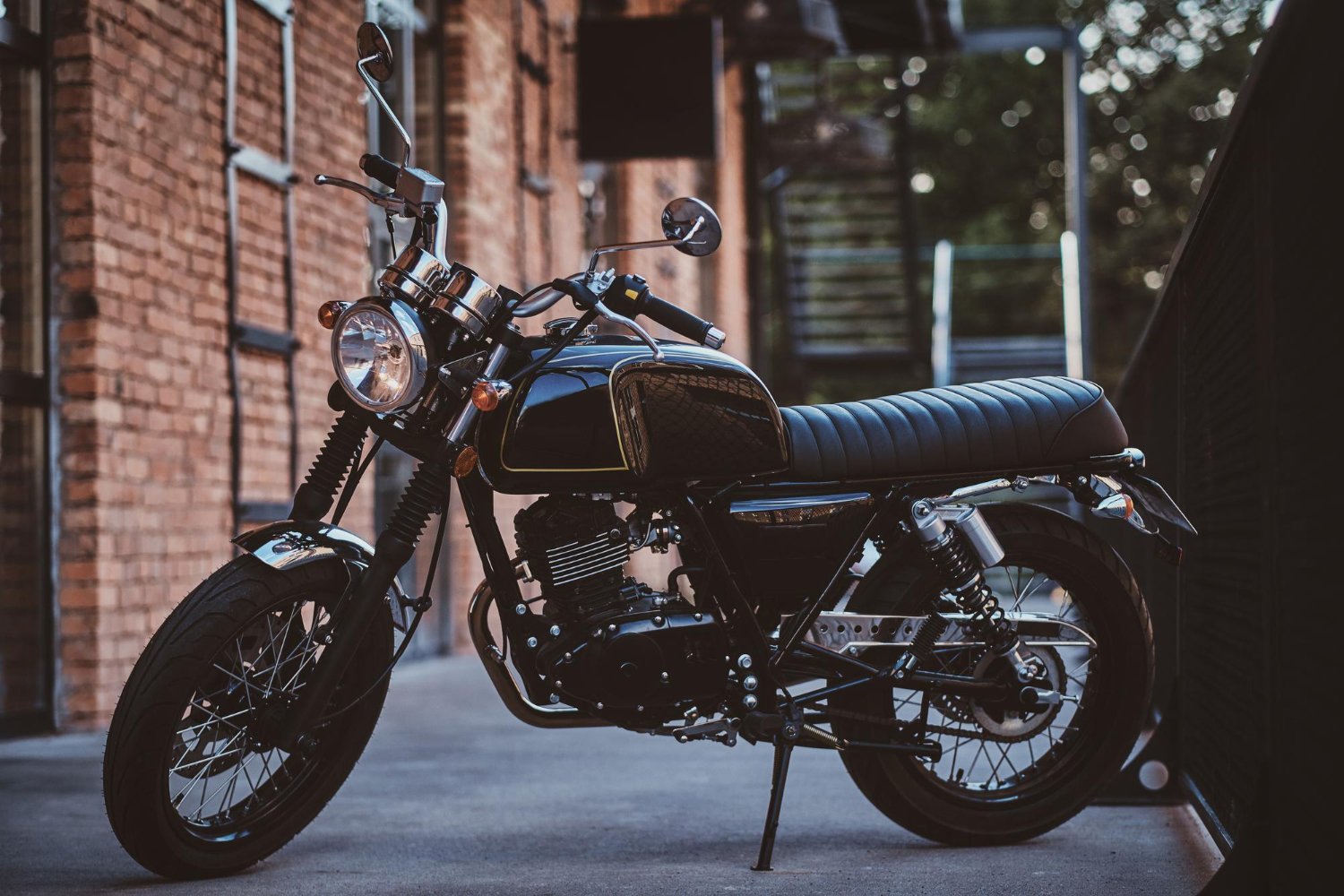Motorrad · 125 ccm